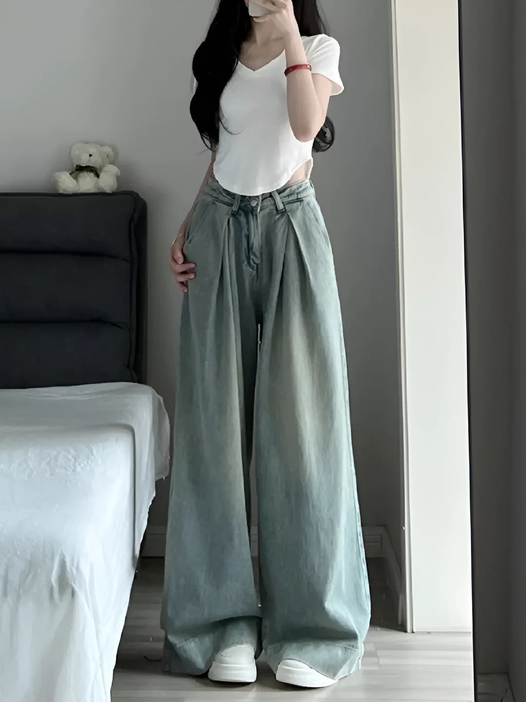 Women's retro wide and flared jeans, spring-summer 2026, high waist, loose fit straight cut, slimming, stretch, non-iron, trousers
