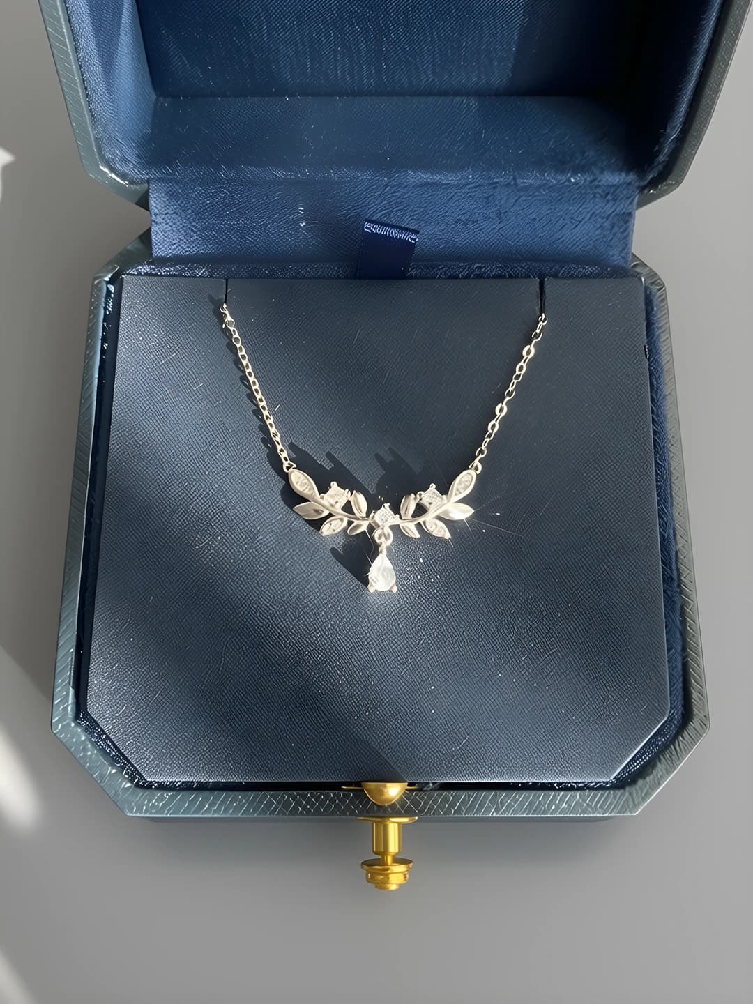 Love necklace