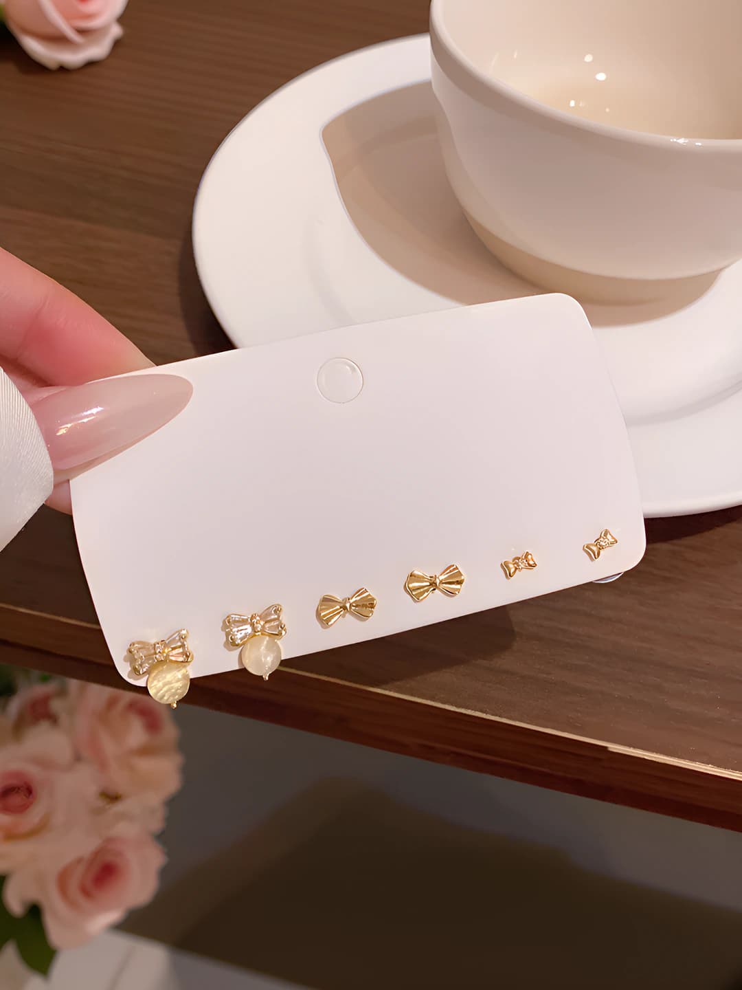 E7087 Gold