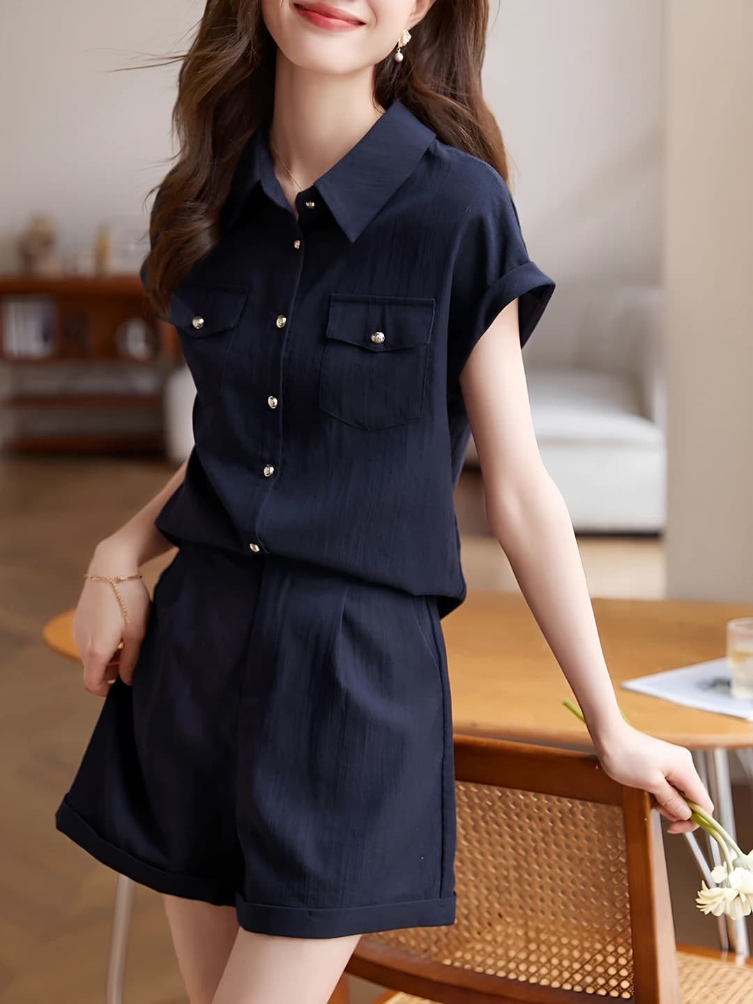 Women's summer blouse and short shorts set, loose fit, short sleeves, slimming, solid colour, casual style