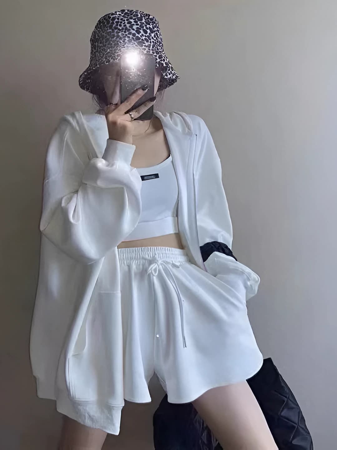 White T-shirt