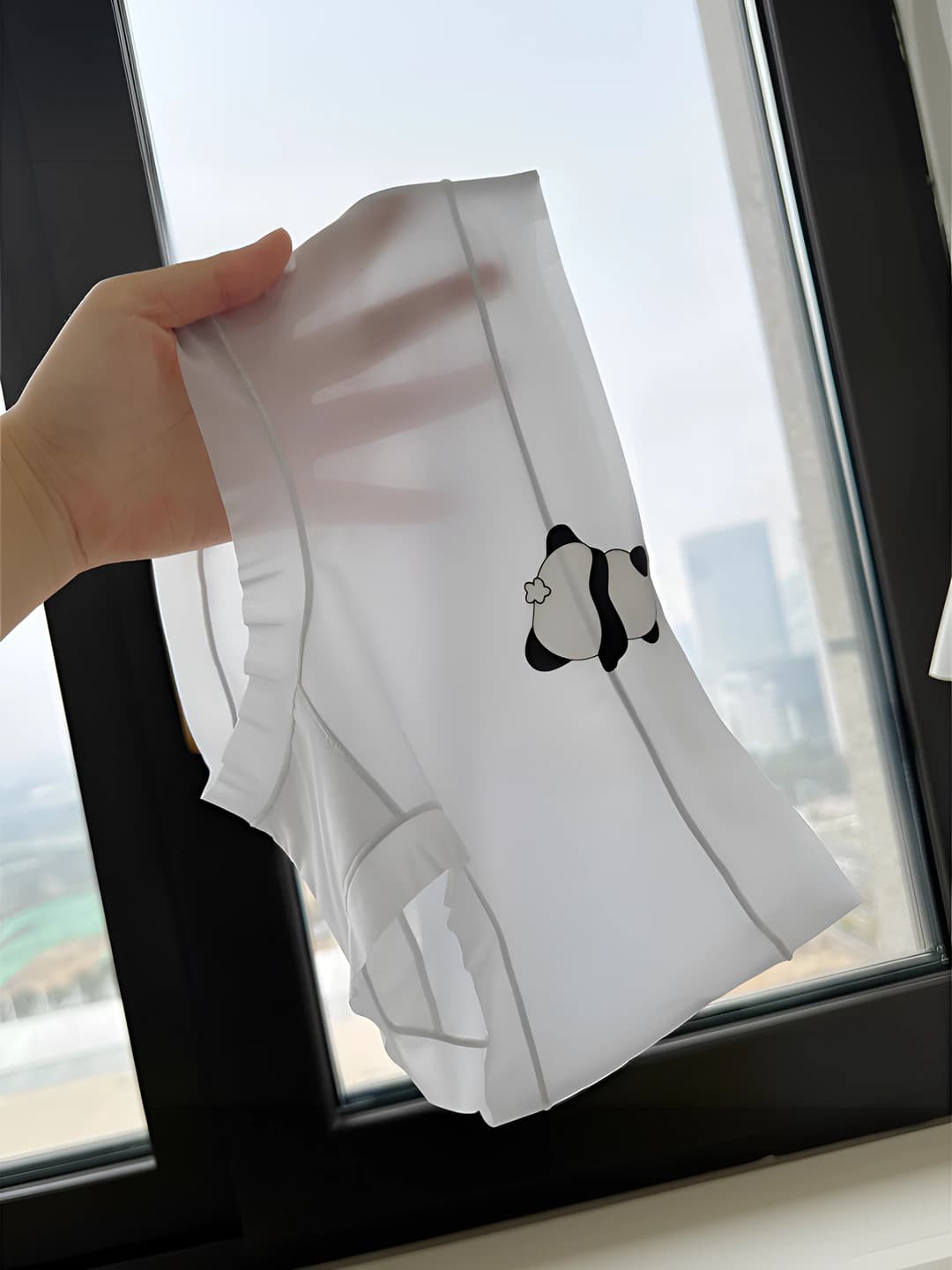 Women's seamless briefs, ultra-thin ice-silk fabric, breathable, antibacterial, solid colour, panda pattern, all-season