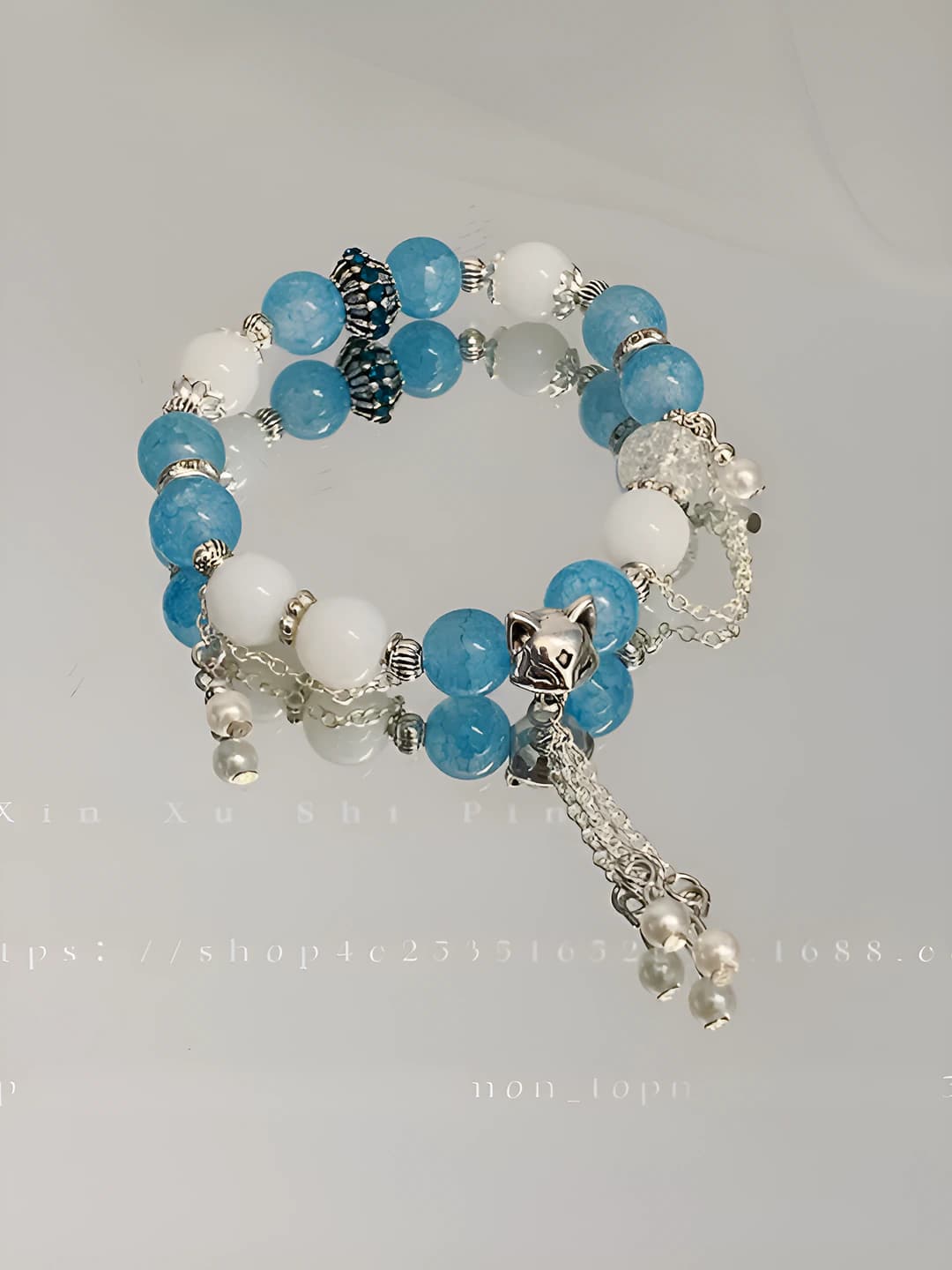 Blue-white beaded bracelet