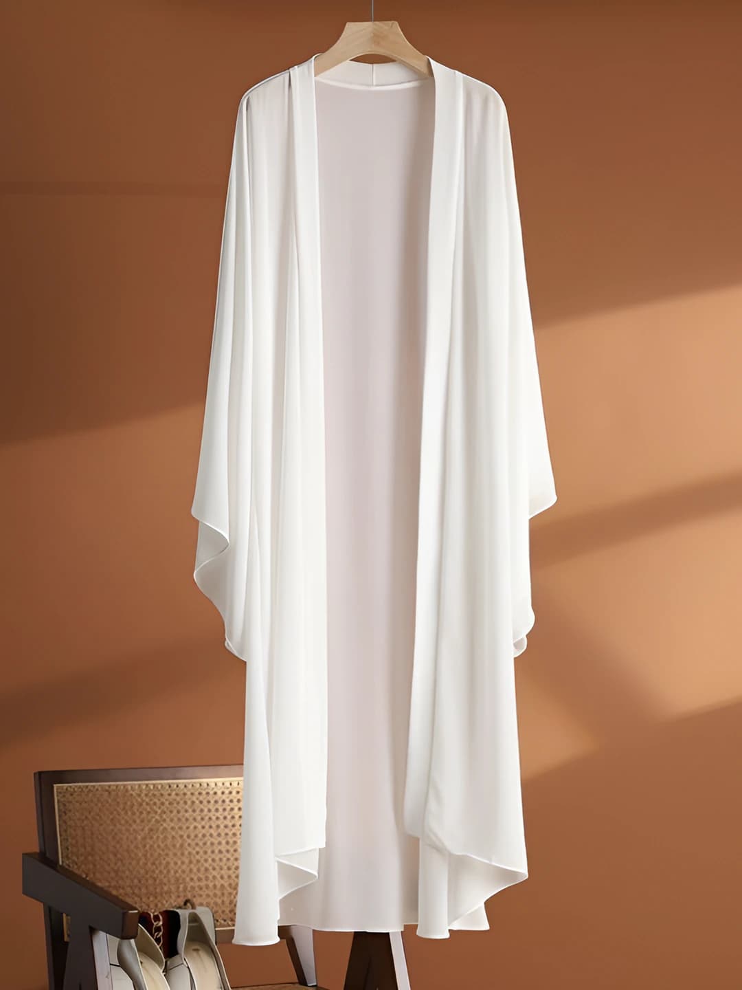 Ayollar uchun uzun yupqa kardigan, yozgi quyoshdan himoyalovchi yengsiz chiffon ustki kiyim, dumaloq yoqa, princess yengli, o'ymali model