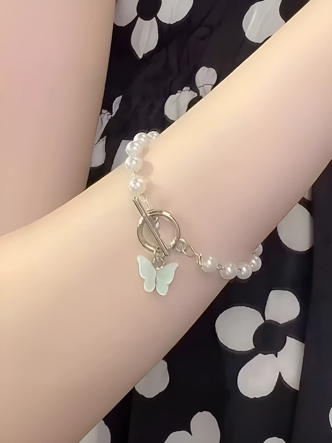 Butterfly pearl bracelet