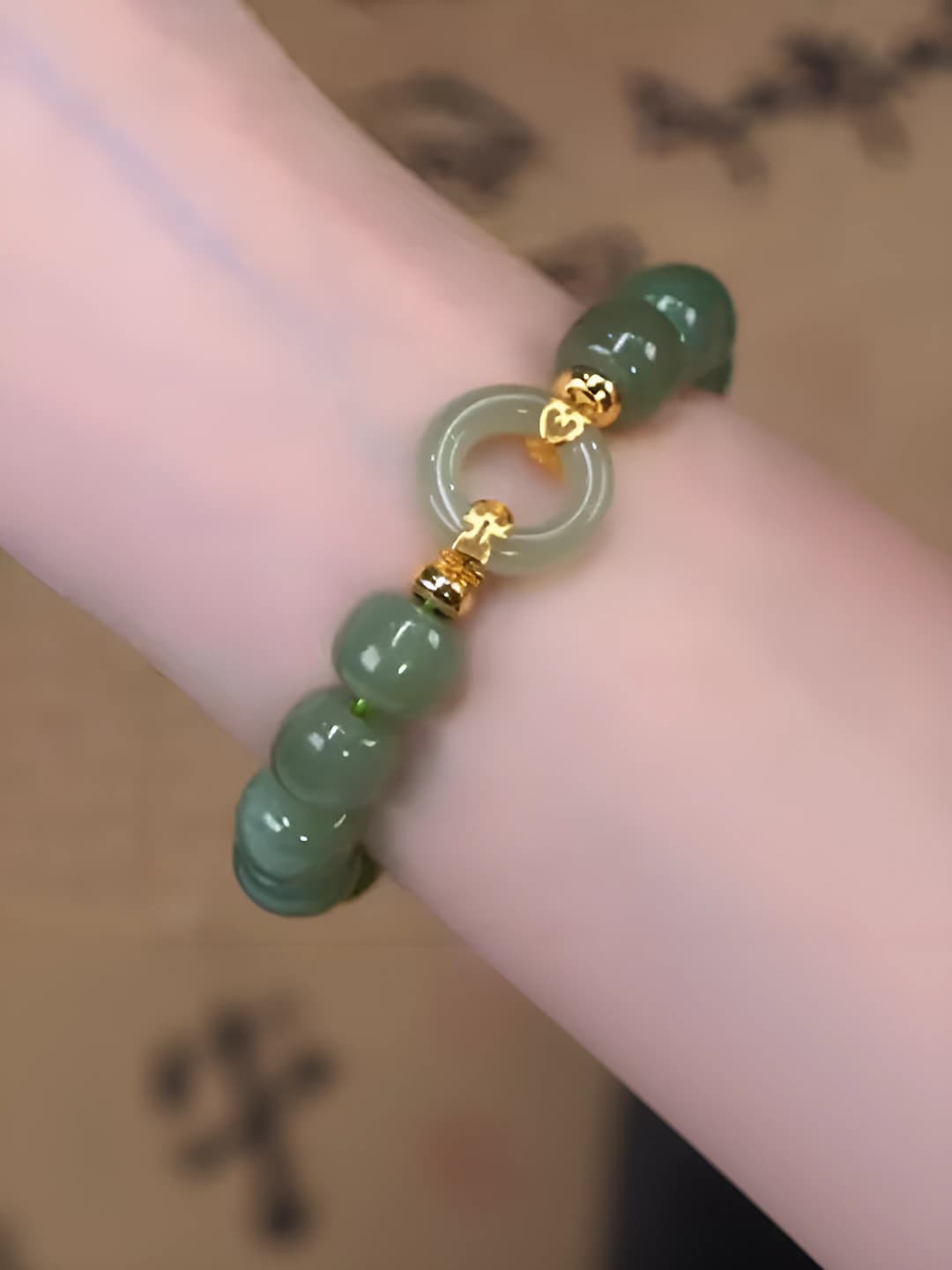 M124 green pearl