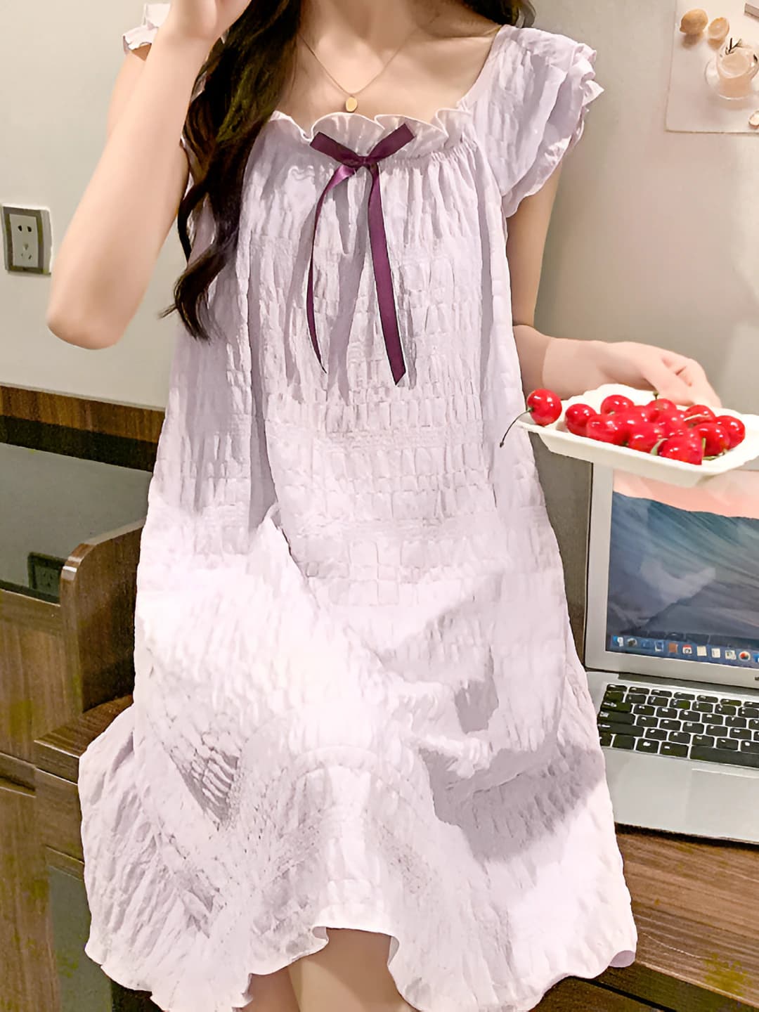 Women's summer nightgown, mid-length, thin, sleeveless, square neck, with built-in bra, sweet style, loungewear