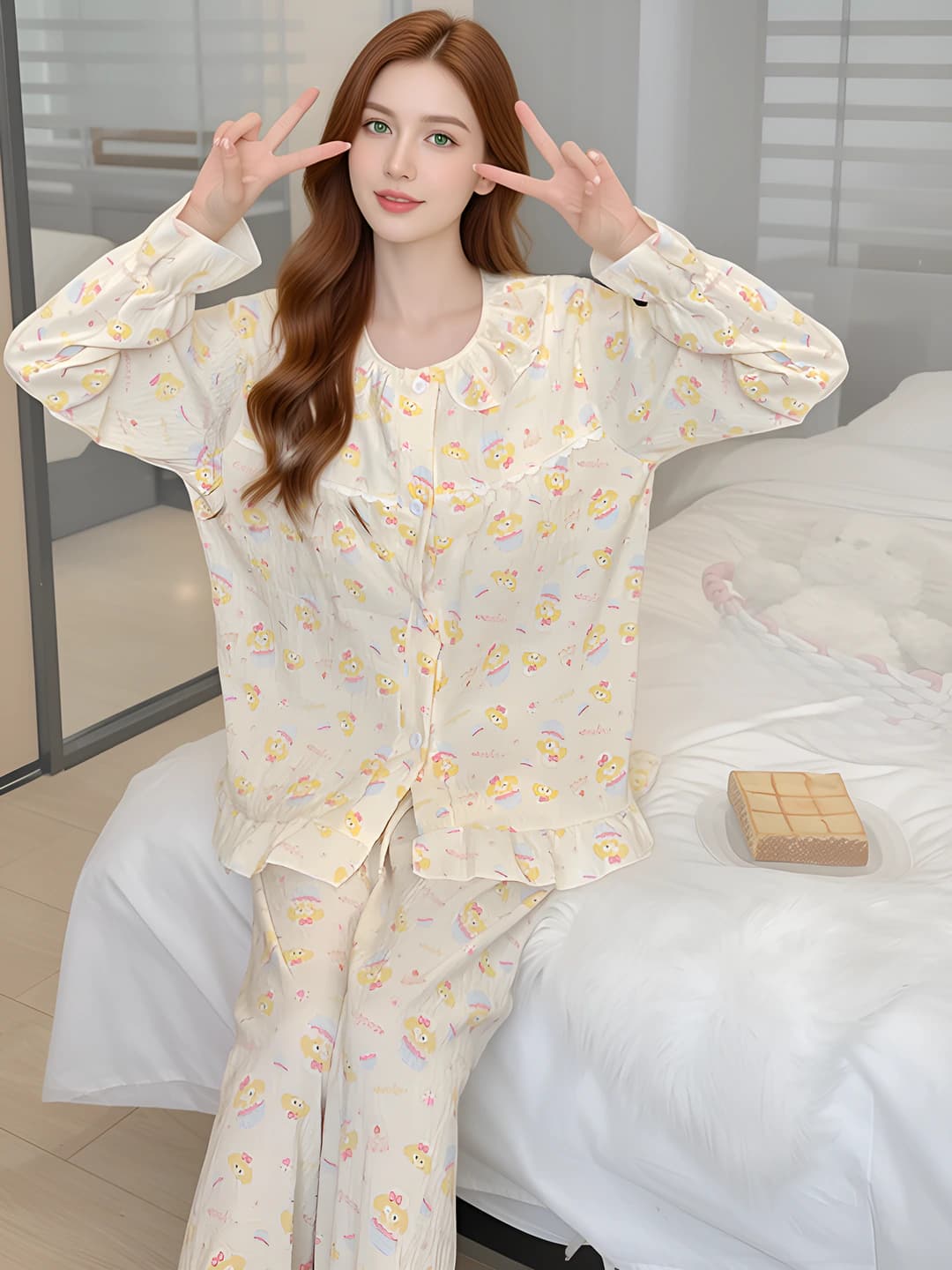 Ayollar uchun 2026-yilgi yangi uslubdagi uzun yengli, dumaloq yoqali, bo'sh (oversize) pijama to'plami, ichida sutqonli, yumshoq mato, to'rt mavsum uchun