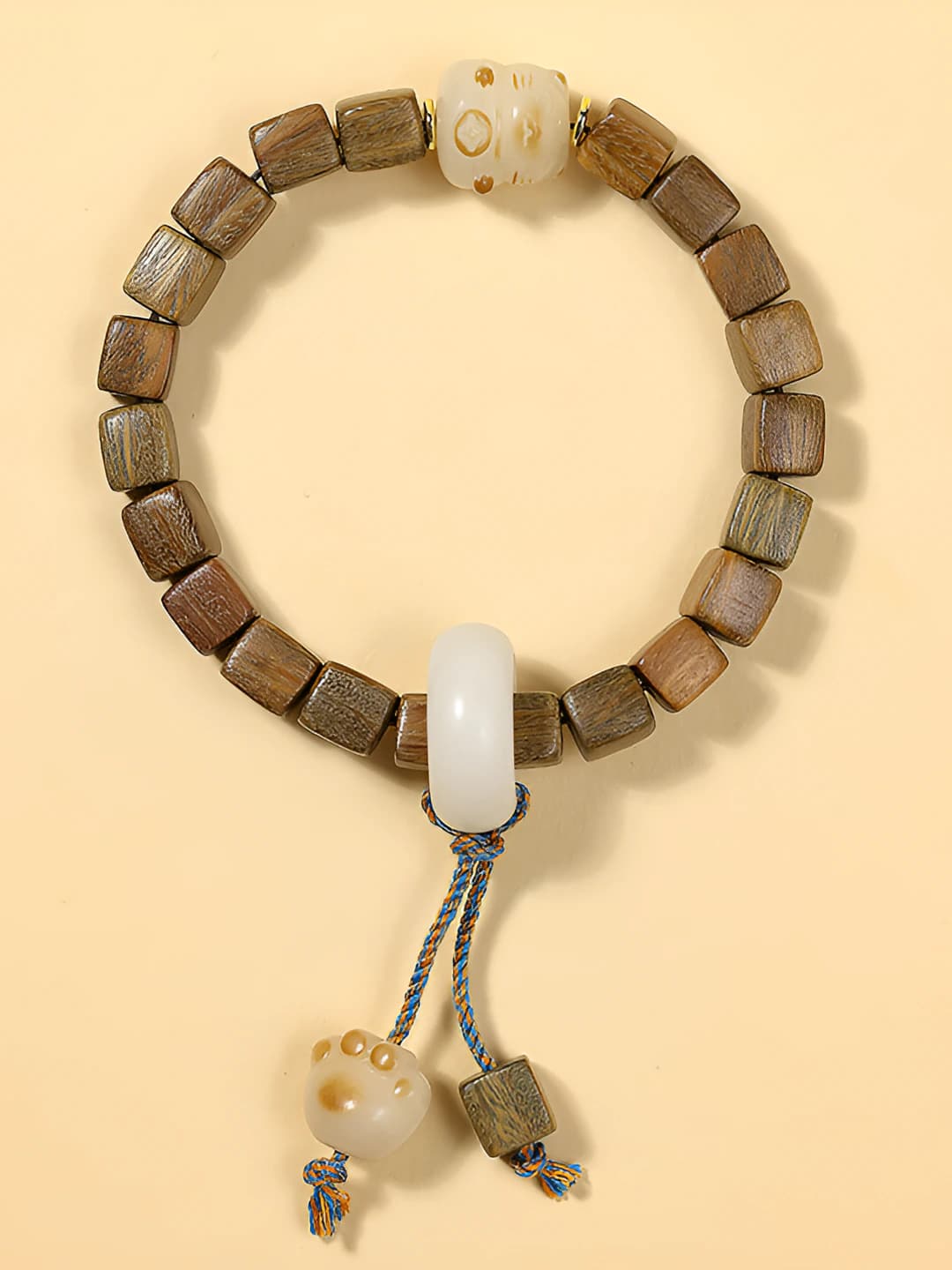Green sandalwood, cat paw, tassel bracelet