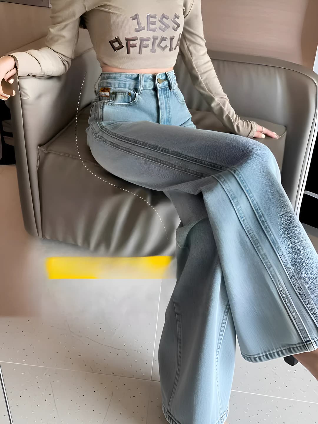 Women's wide and flared jeans 2026, light blue, high waist, straight cut, slimming, loose fit, trousers