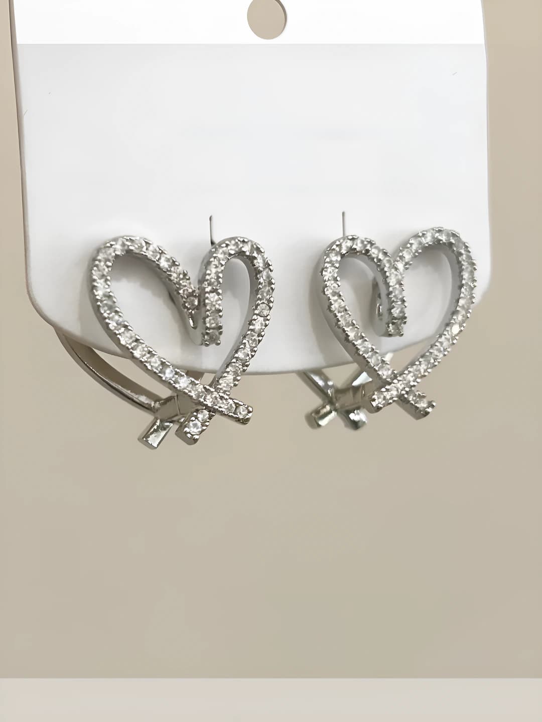 Silver, zircon, heart earrings