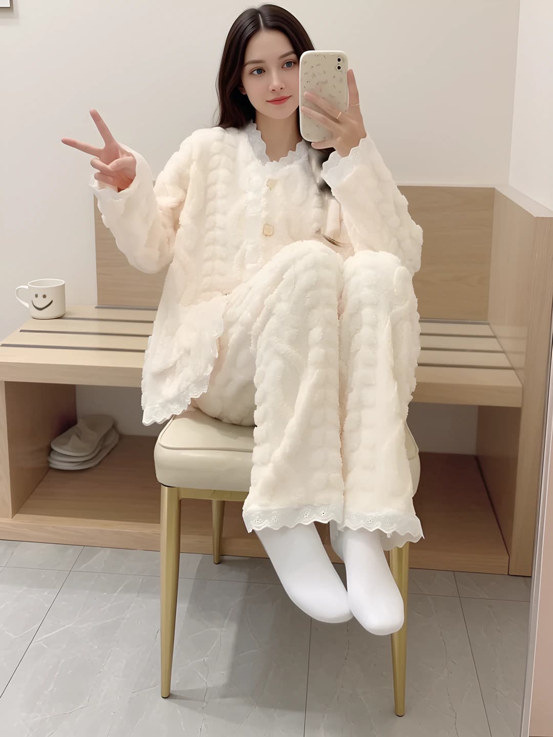 Women's winter thickened, fleece-lined, warm coral fleece lace cardigan pyjamas set