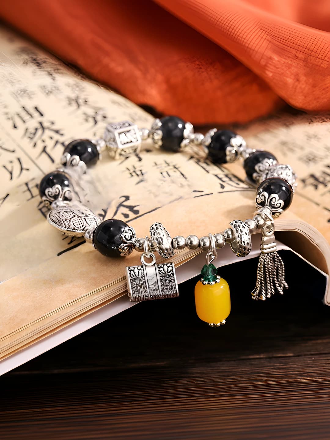Women's retro glass and bead bracelet with music notes in ethnic style