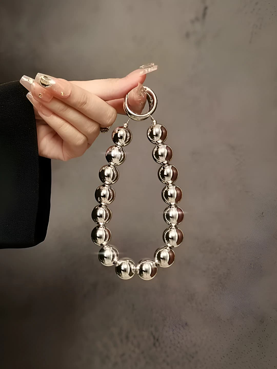 Серебряные бусины (зажим)