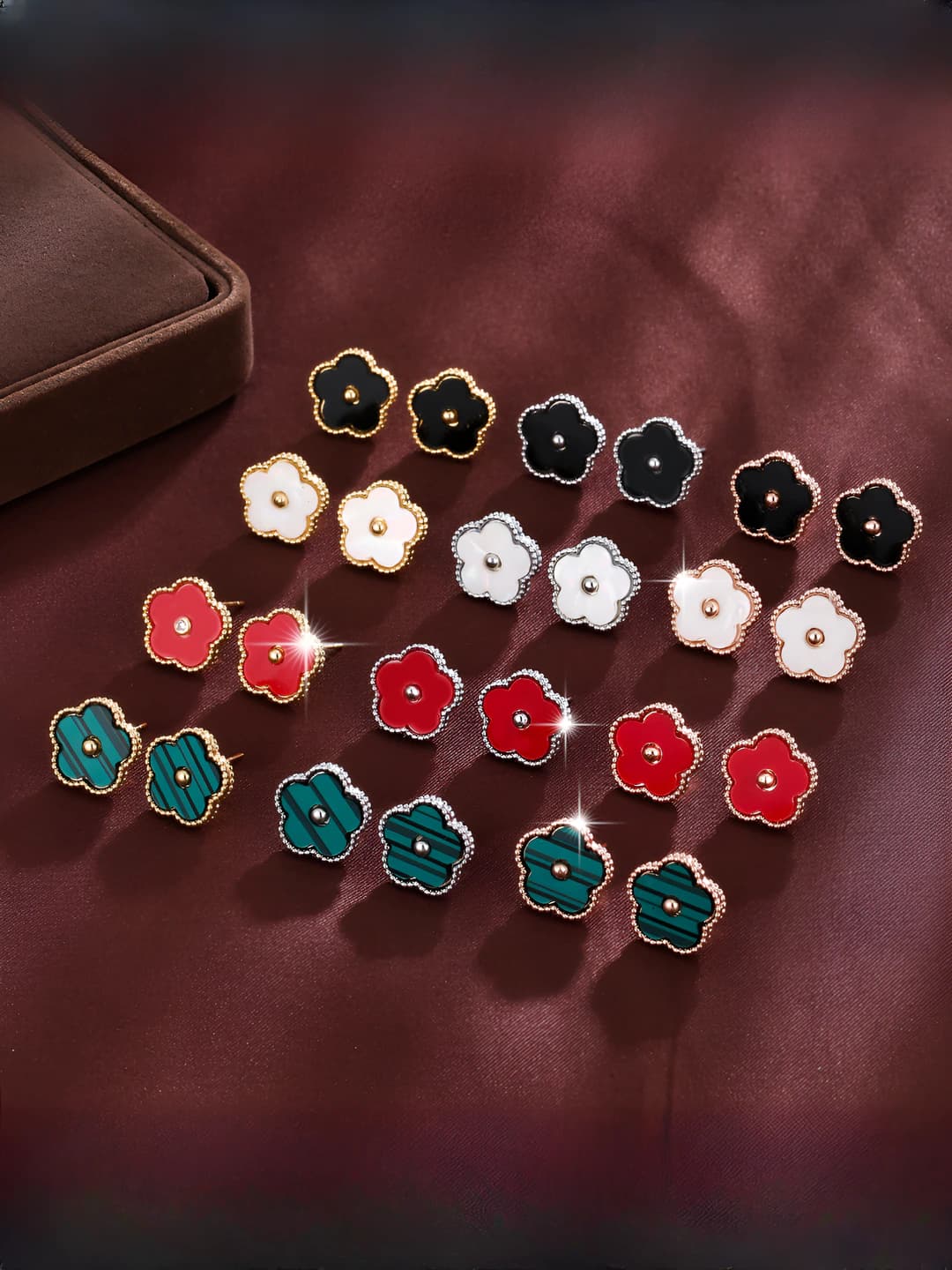 Women's gold-plated flower stud earrings, unique design