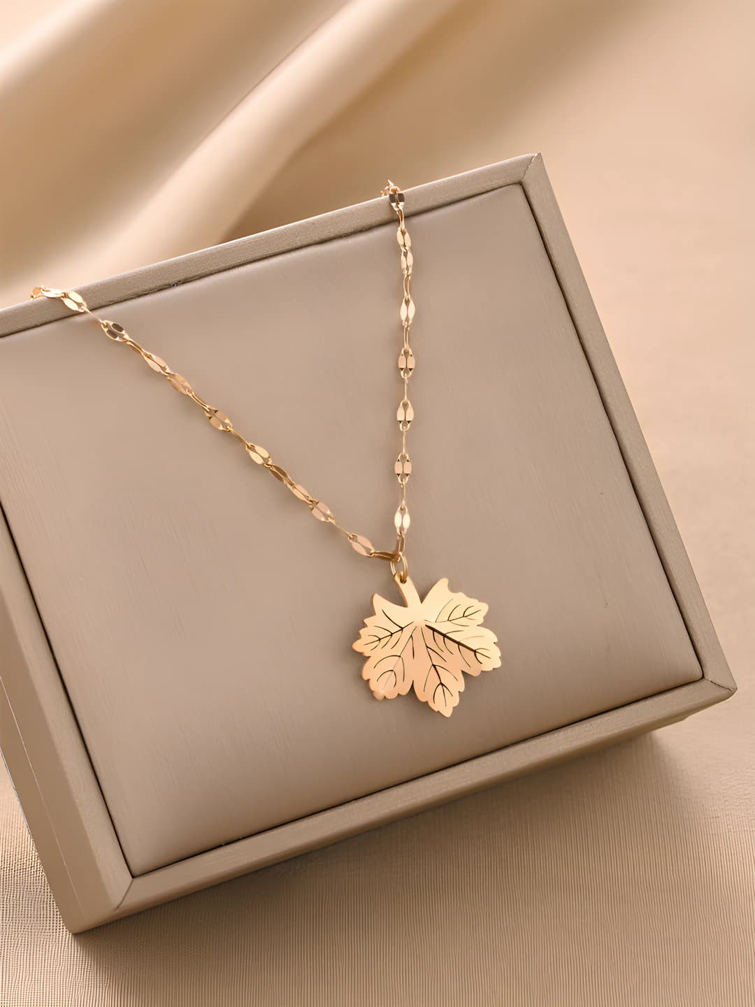 8988-Rose gold