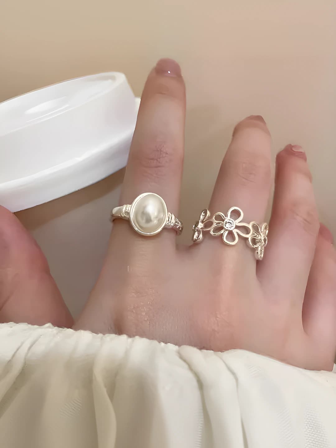 J924 Silver b (flower)