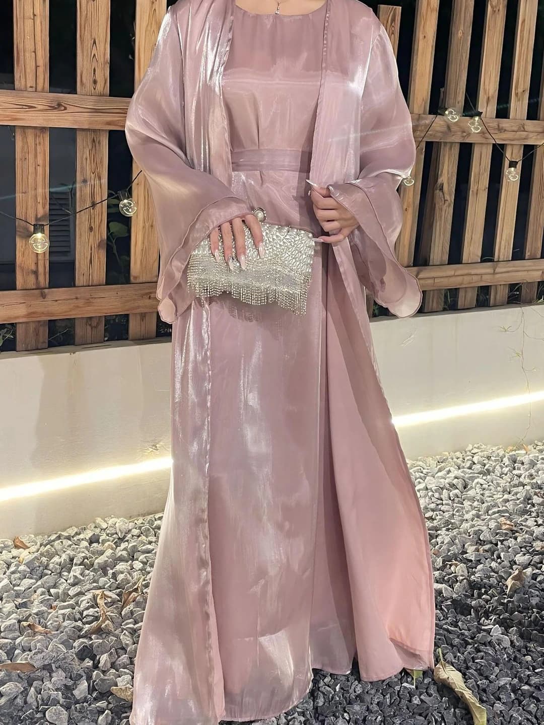 Ayollar uchun kundalik uzun ko'ylak (ikki qismli to'plam), dumaloq yoqa, uzun yeng, bo'sh (oversize) kesim, bir rangli, dazmol talab qilmaydigan polyester mato