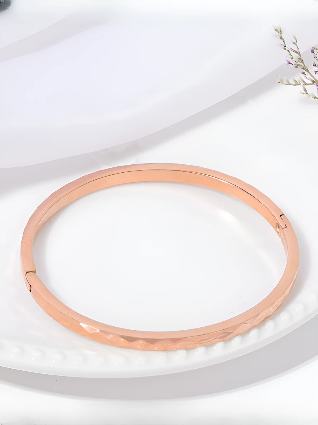4M narrow rose gold