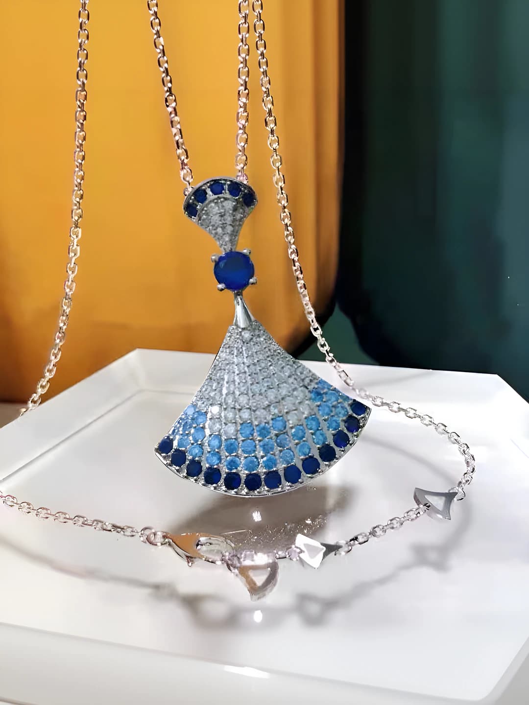 White gold, blue diamond