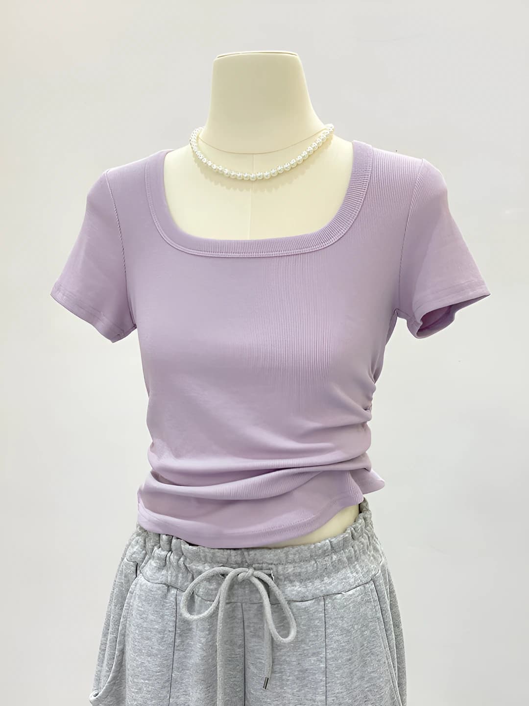 Women's short-sleeve t-shirt, slim fit, U-neck, solid colour, summer 2026