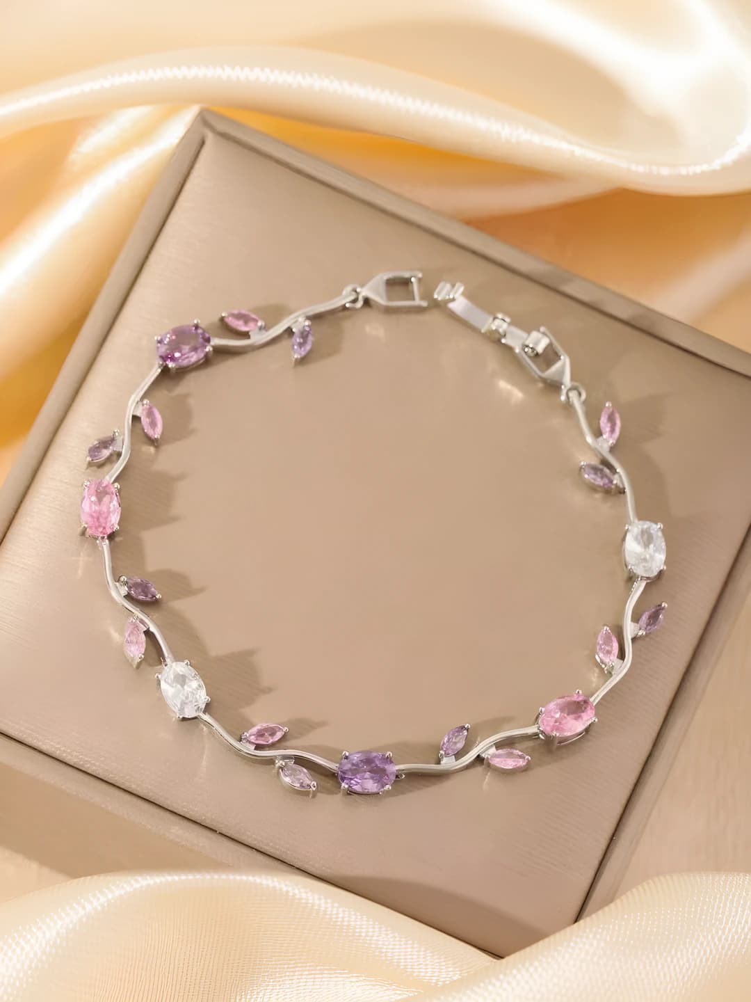 Серебряный-Розовый фиолетовый белый