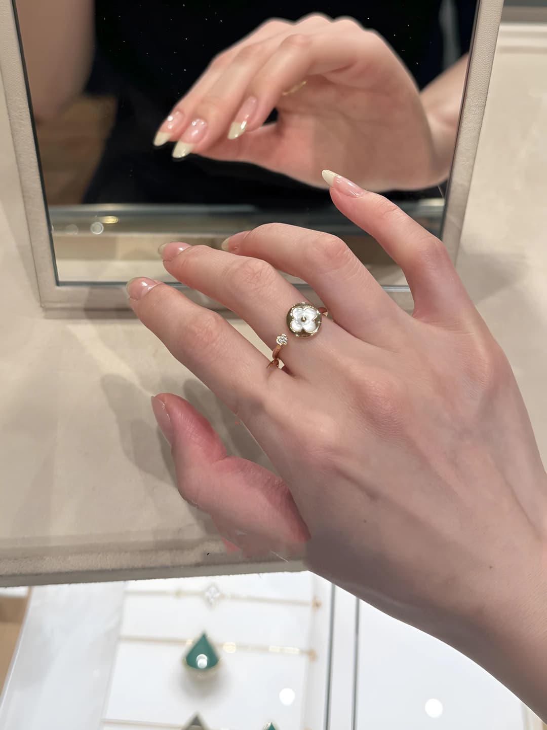 Four petal flower ring