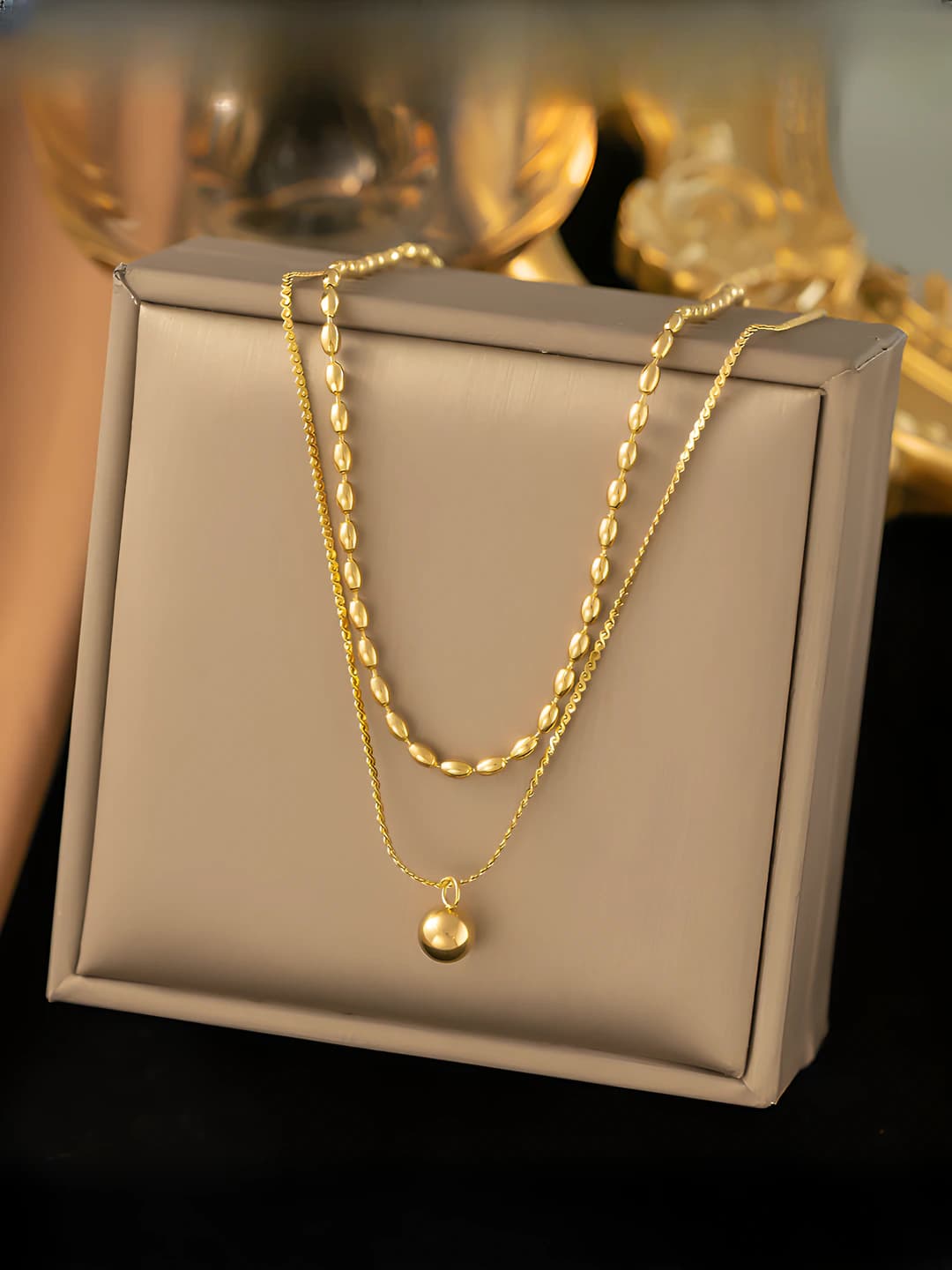 Женская двухслойная цепочка из титановой стали с золотым покрытием 18K и круглыми бусинами