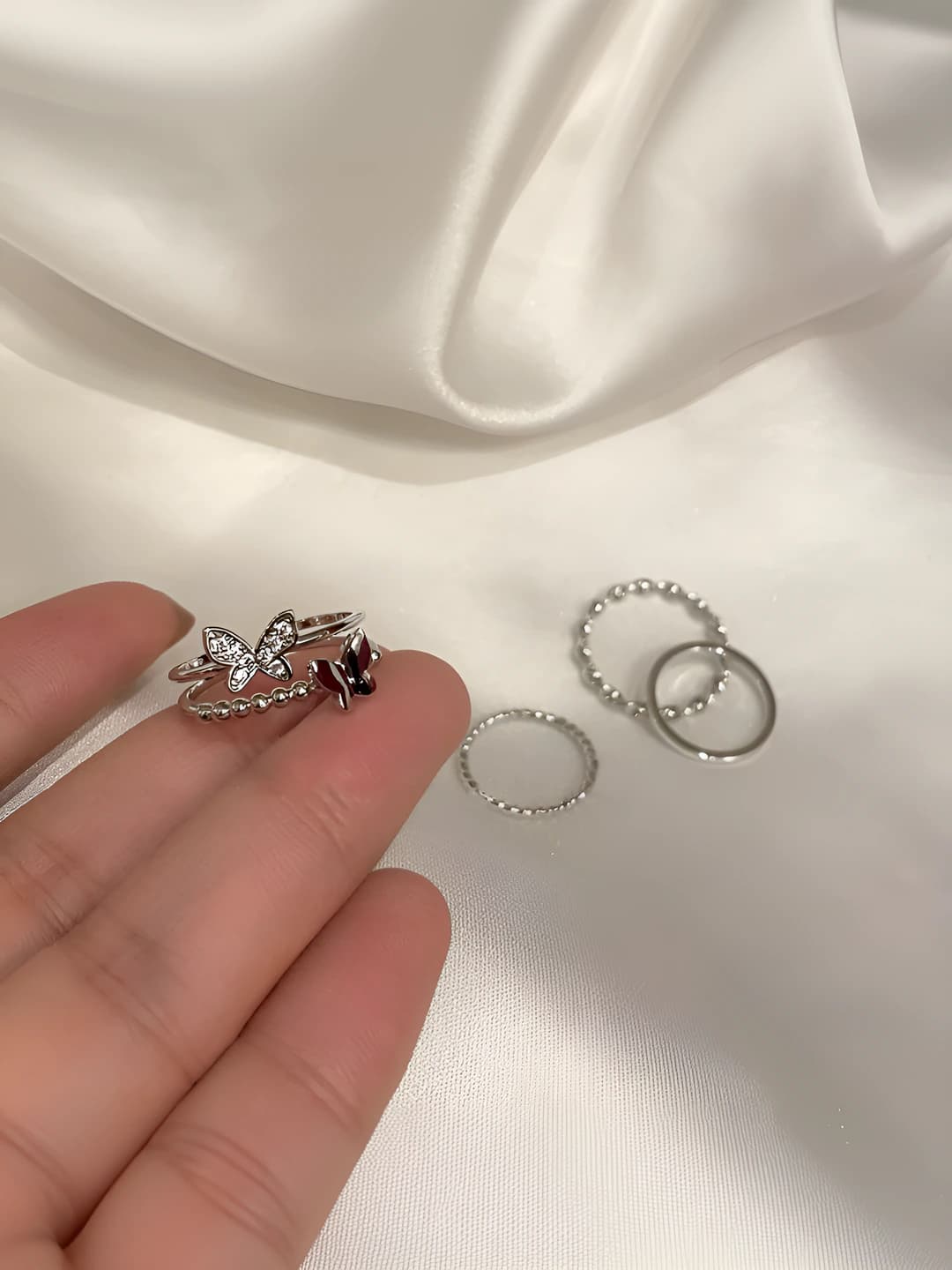 4-piece butterfly ring set