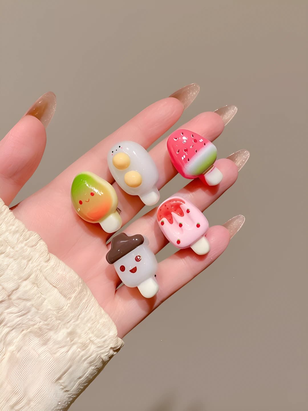 1# Розовый, клубника, 3 см