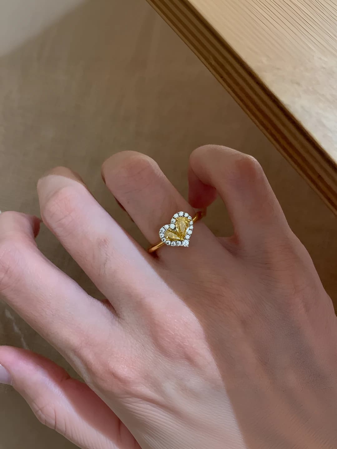 Heart yellow diamond ring