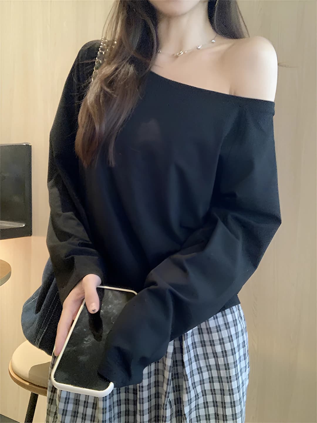 K704 Uzun yeng Qora