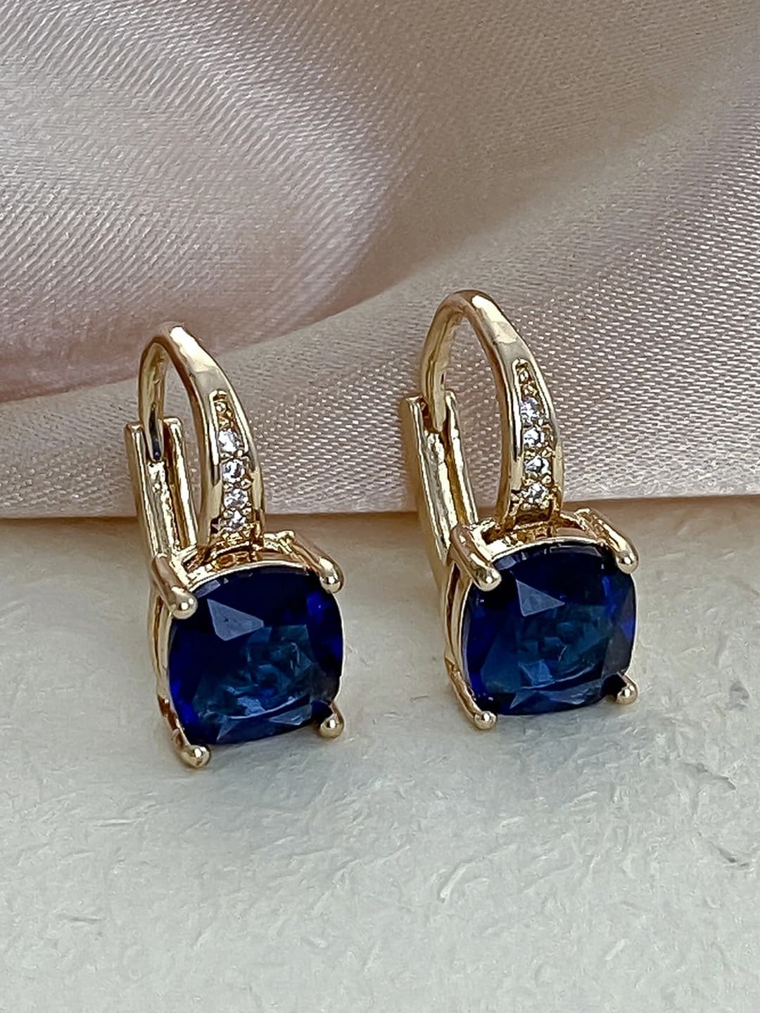 Gold-Blue