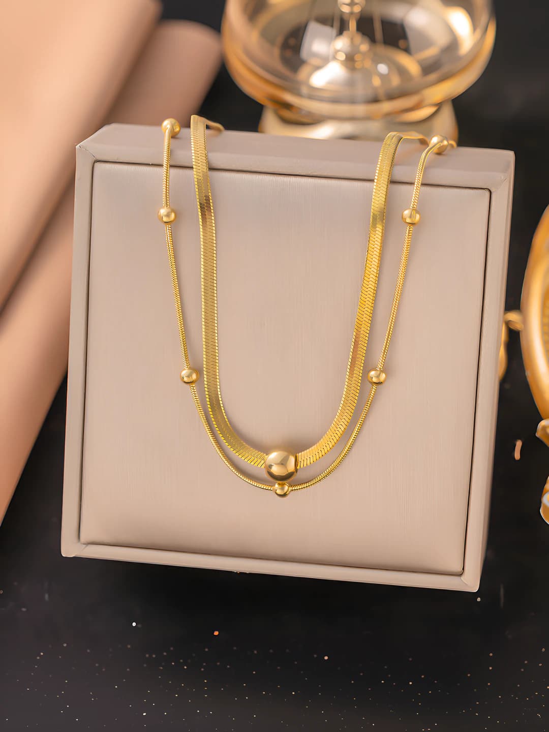 Round and blade double chain necklace, gold