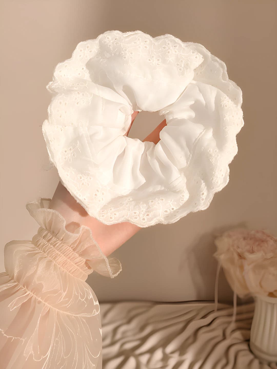 1# White lace (4 layers) 12 cm
