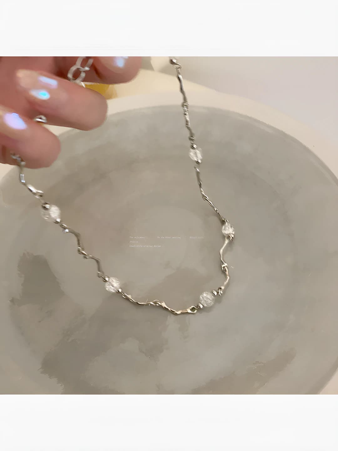 Irregular necklace