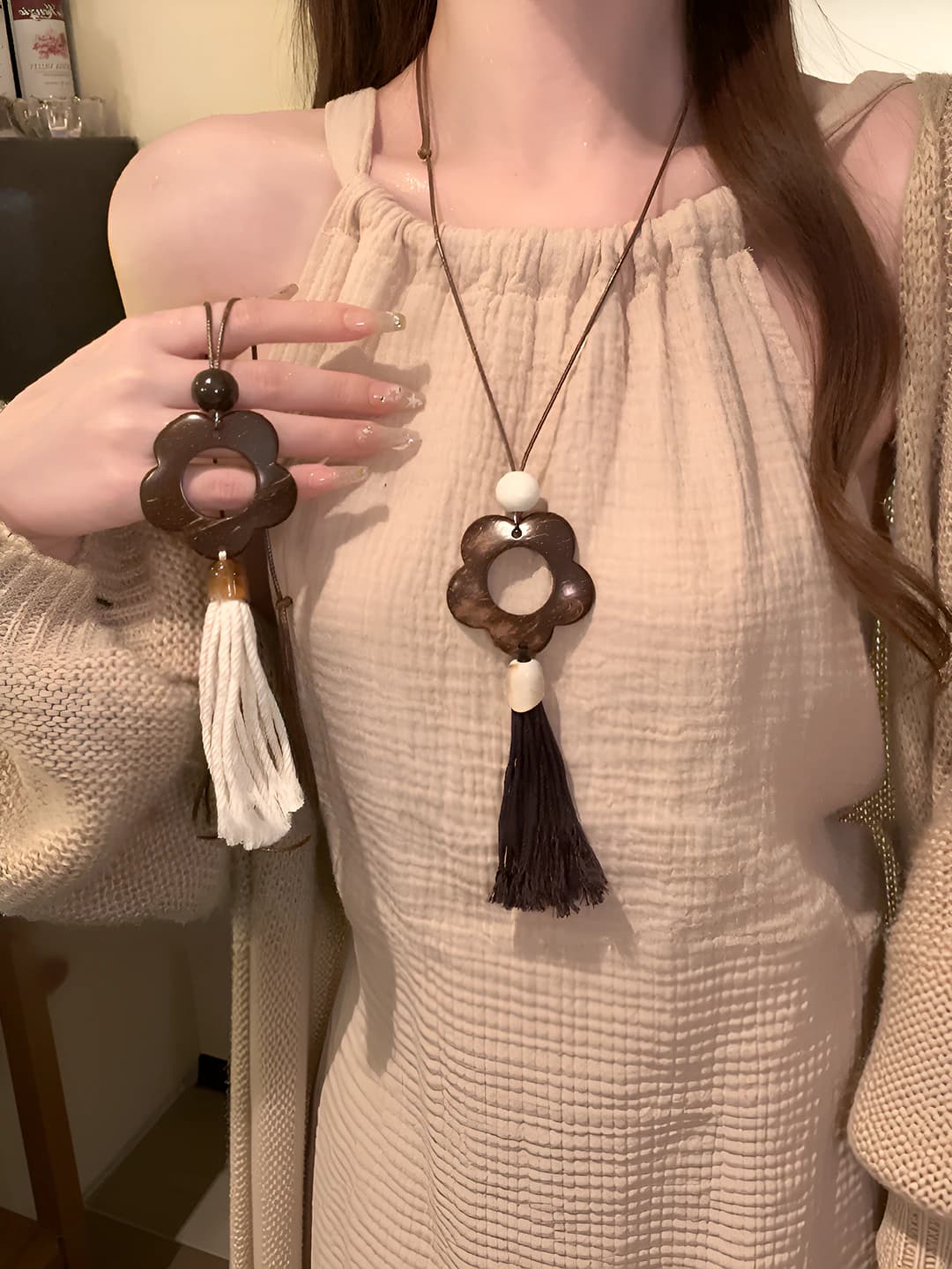 Women's long pendant necklace in retro ethnic style with handcrafted wood and coconut shell flower, sweater chain