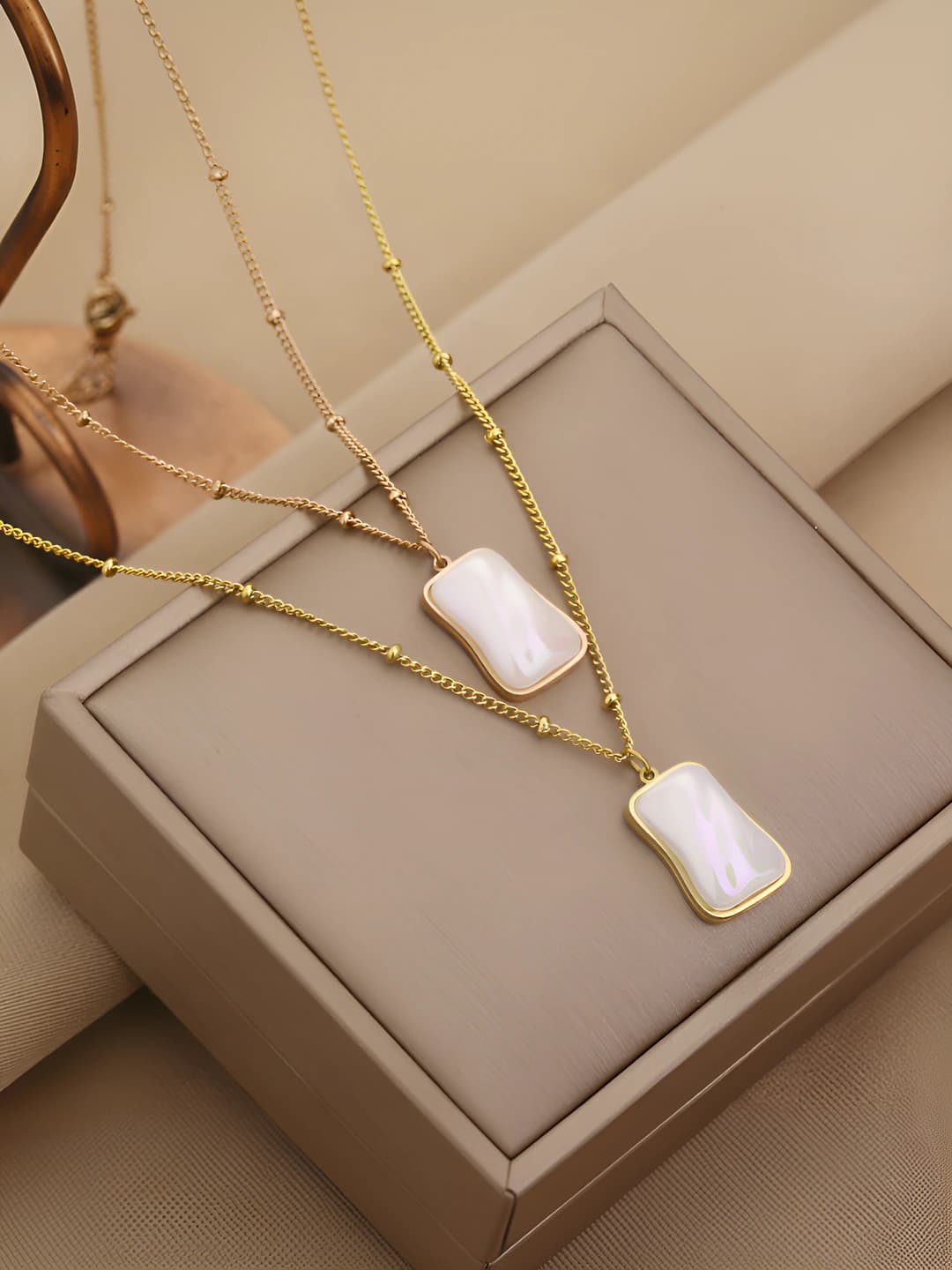 Women's titanium steel pearl necklace, 41-50 cm, design elements: golden toad, lucky cat and fu character