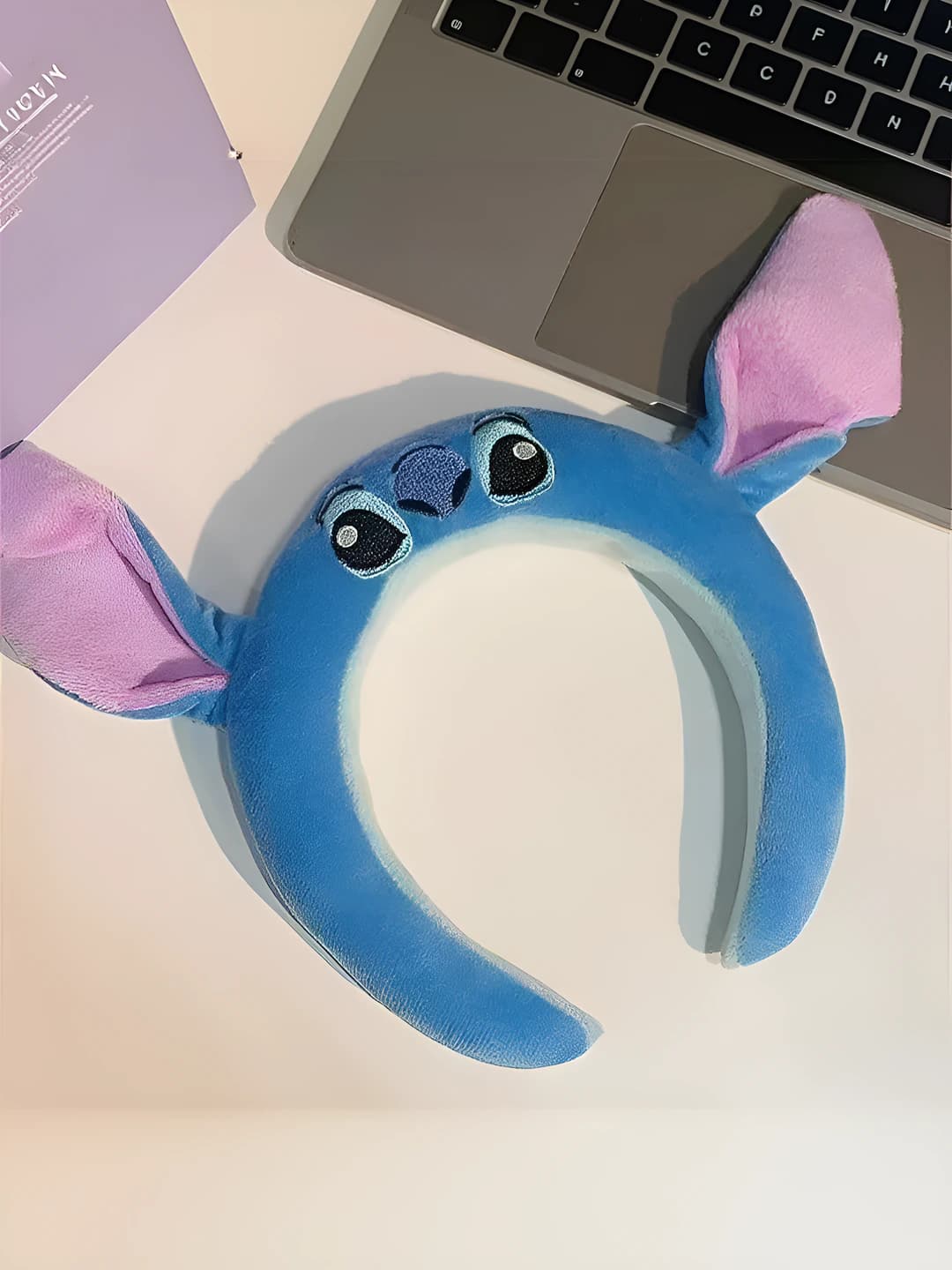 Yorqin ko'k