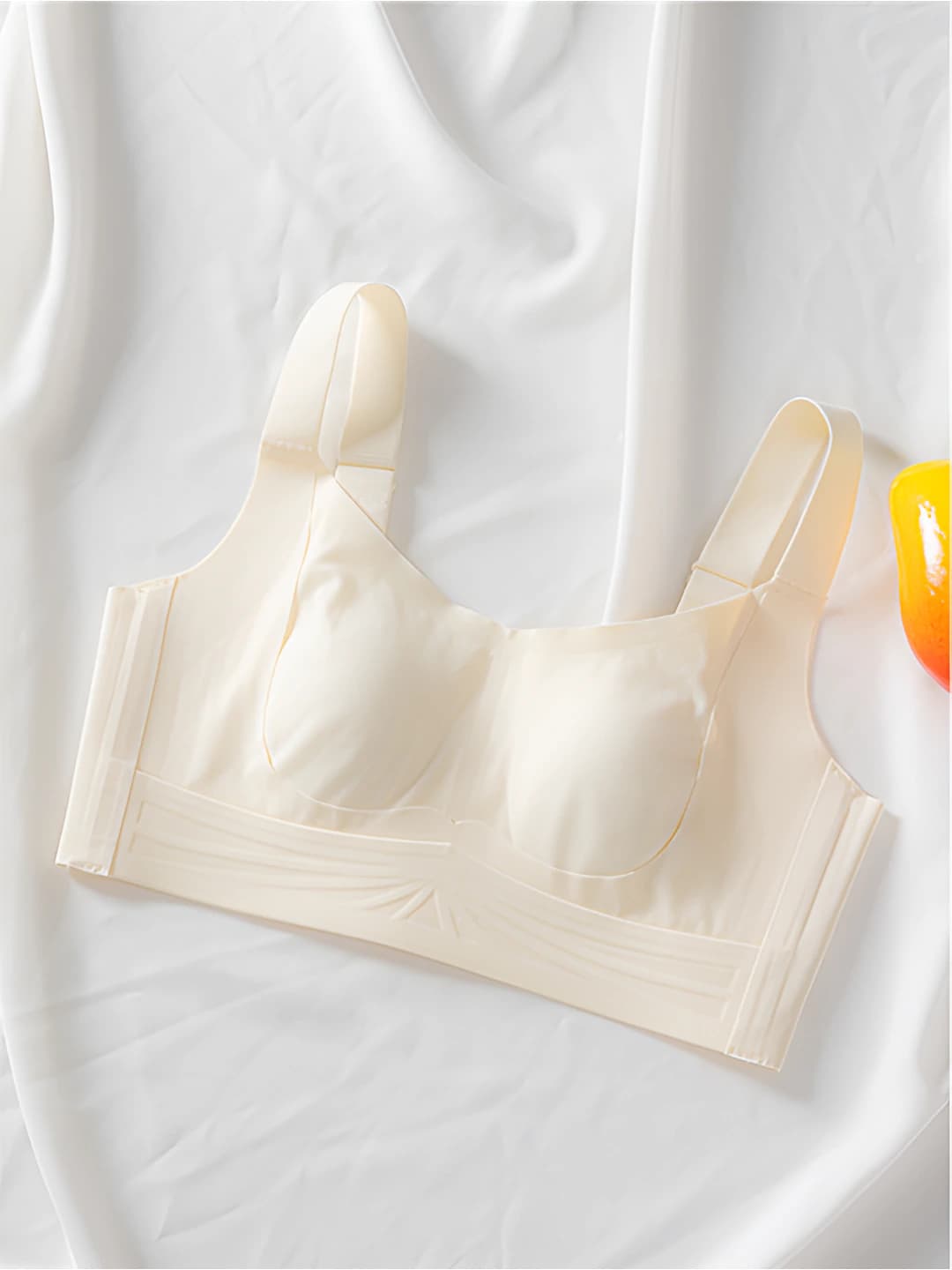 Champagne white
