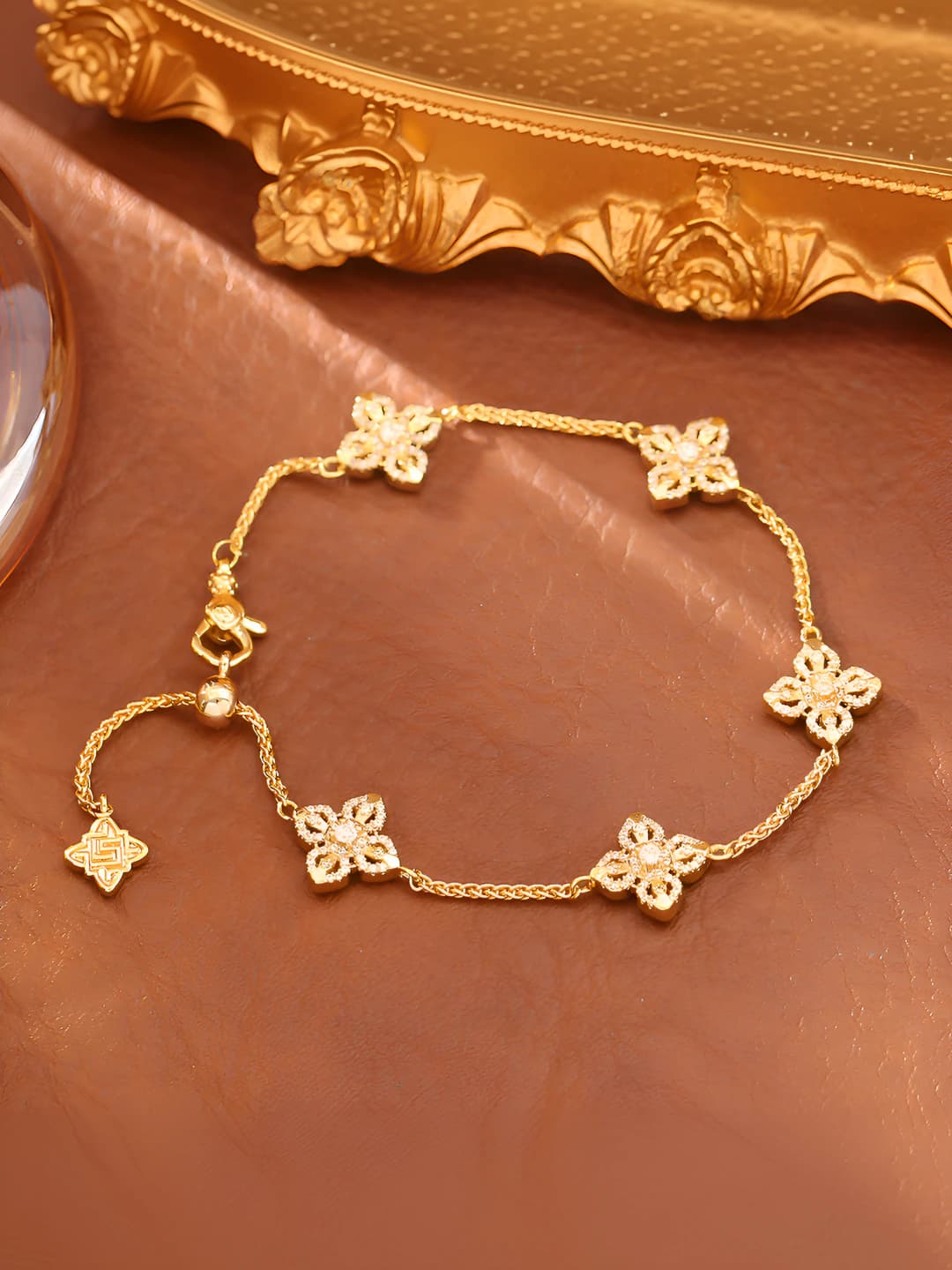 Clover bracelet