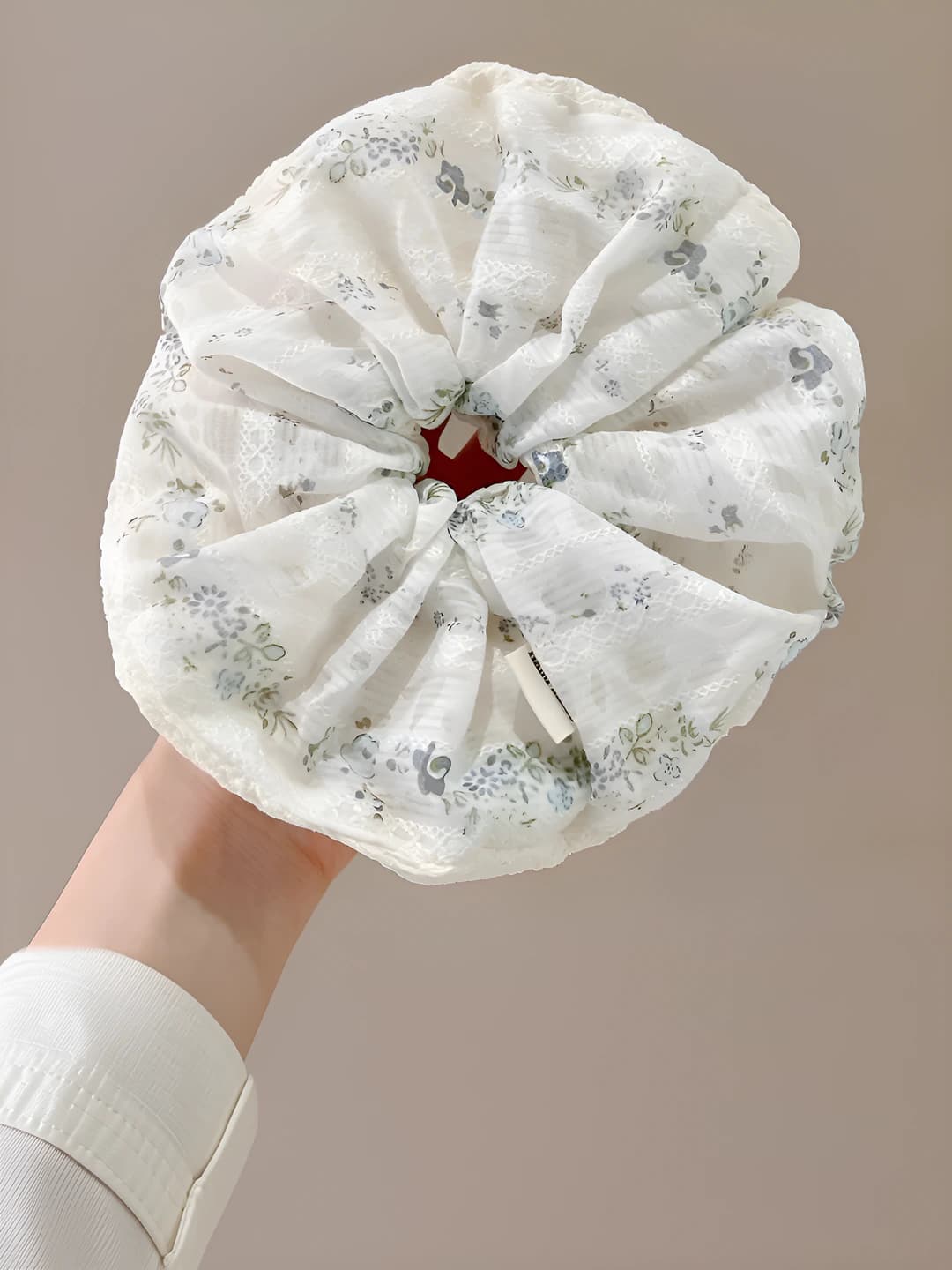 4# Blue floral 19 cm
