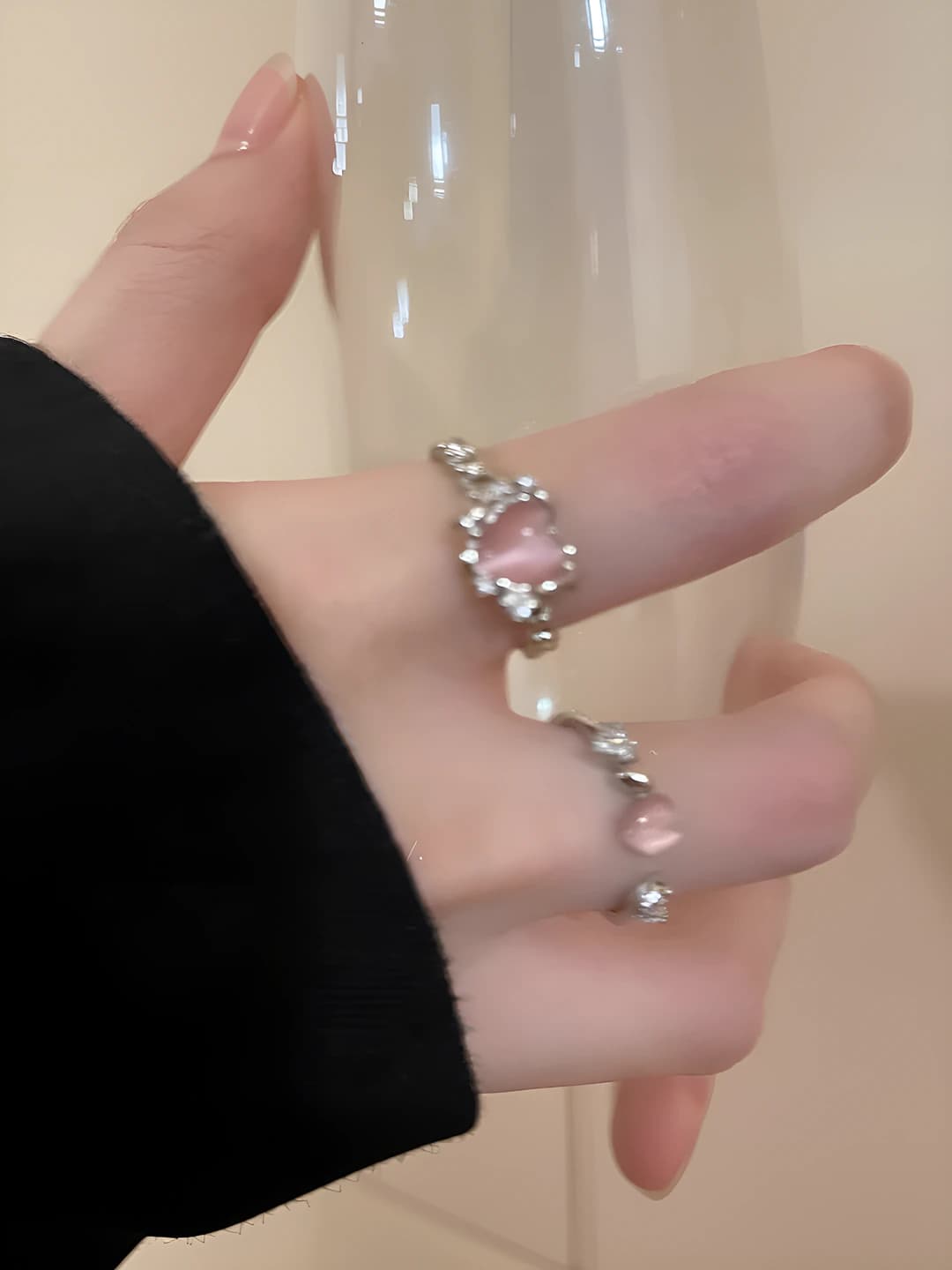 Ретро кольцо с открытым краем и цирконием в форме сердца, геометрический элемент дизайна