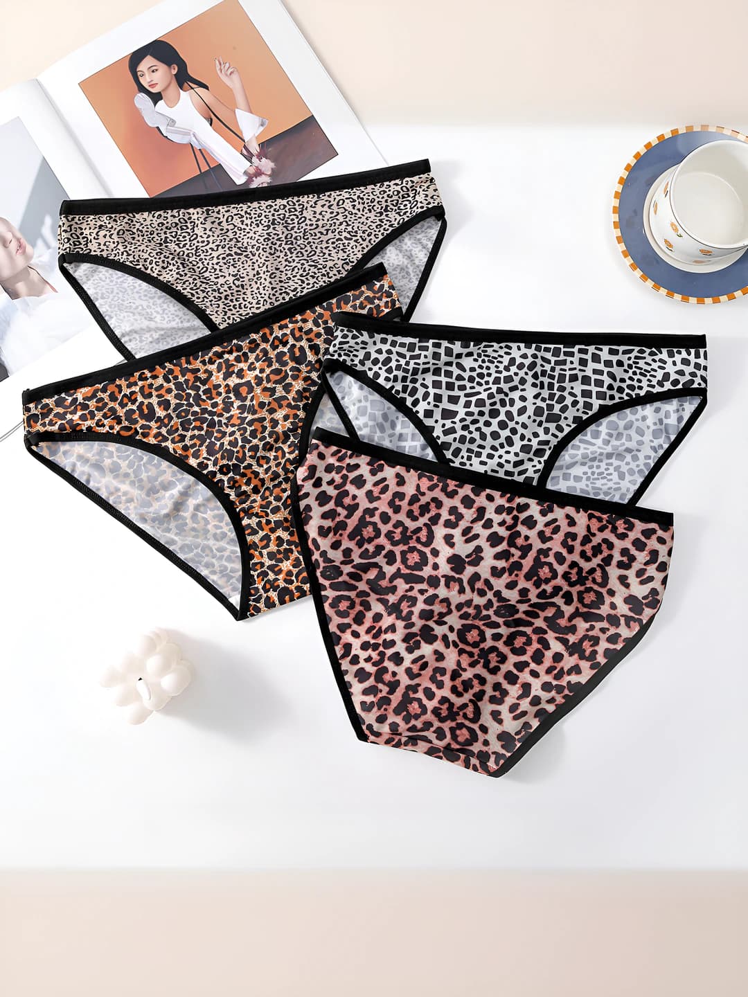 Women's summer ice-silk briefs, pure cotton gusset, mid-waist, leopard print, breathable, quick-dry