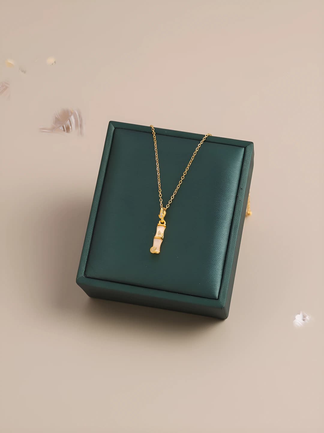 9179-Gold-white