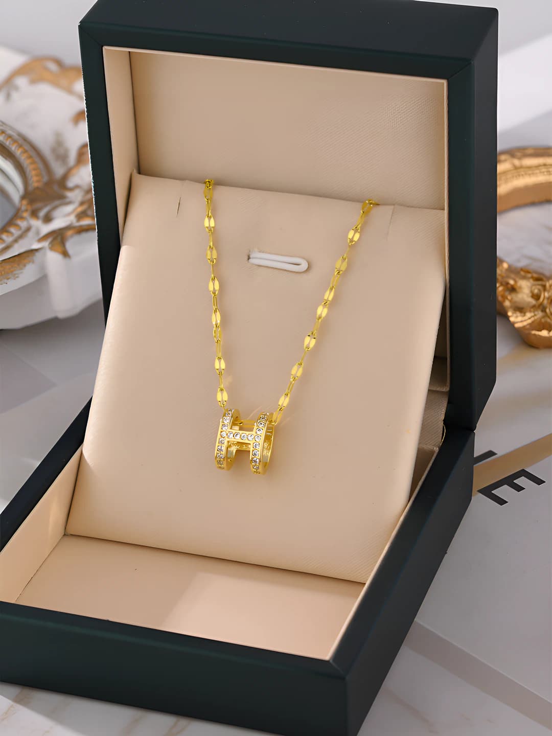 8815-Gold
