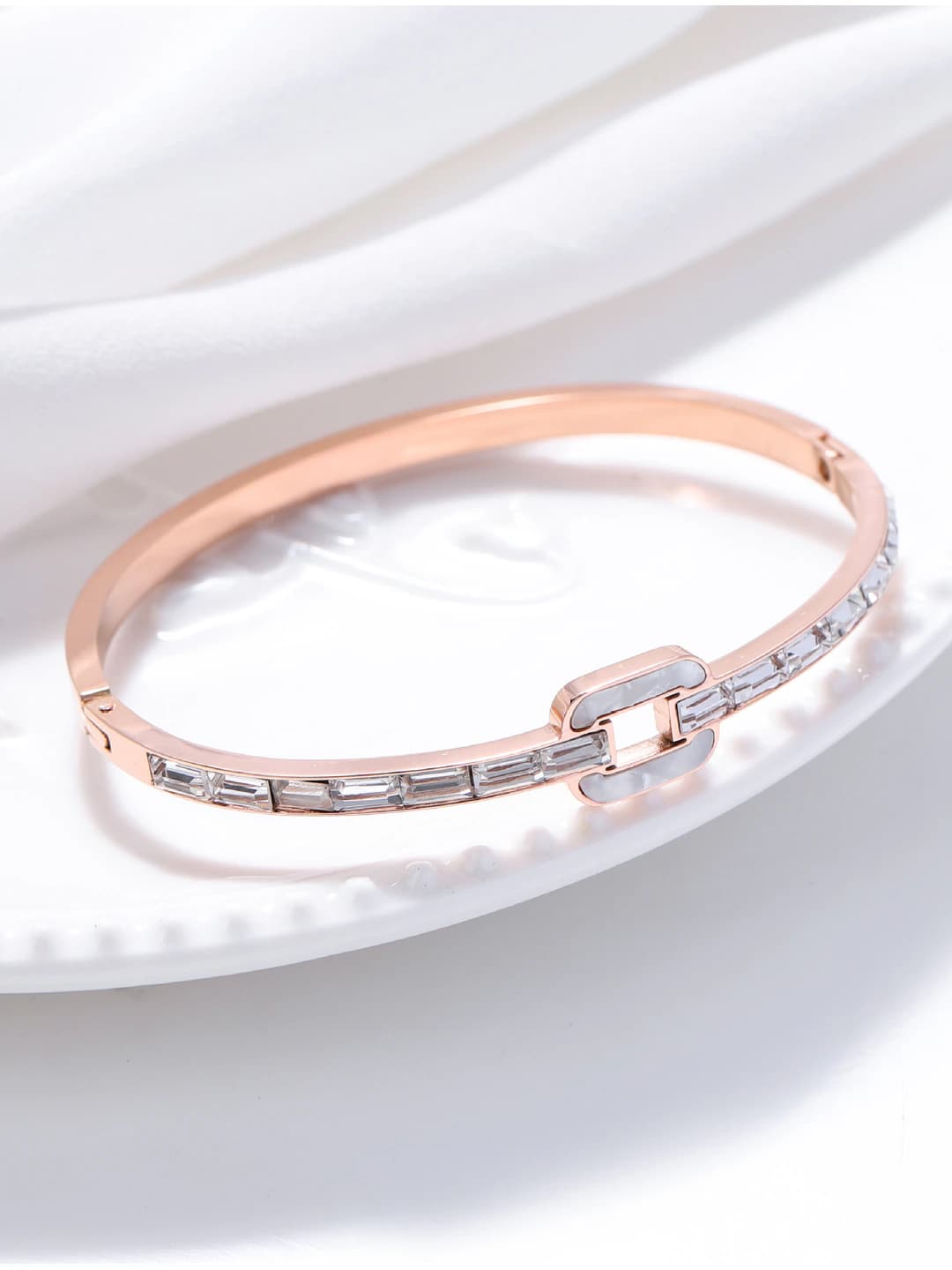 9945 - Rose gold