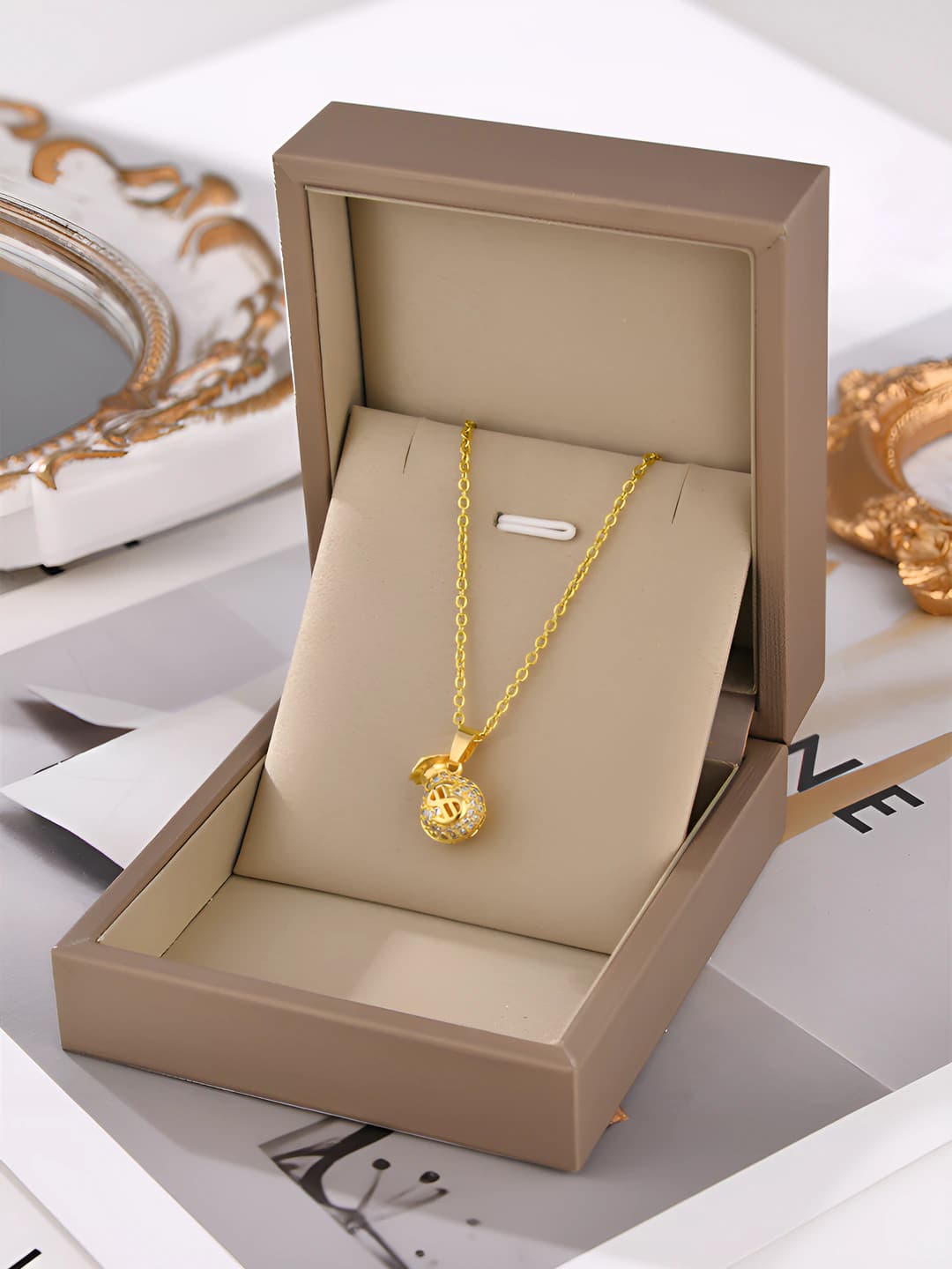 Women's titanium steel necklace with 18K gold-plated gourd money bag pendant
