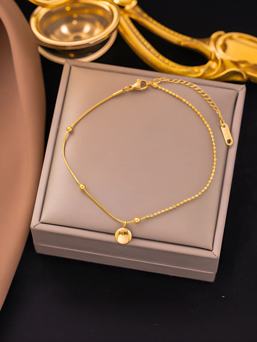 Women's titanium steel ankle bracelet in Korean style, simple lucky bean design, ins design, details