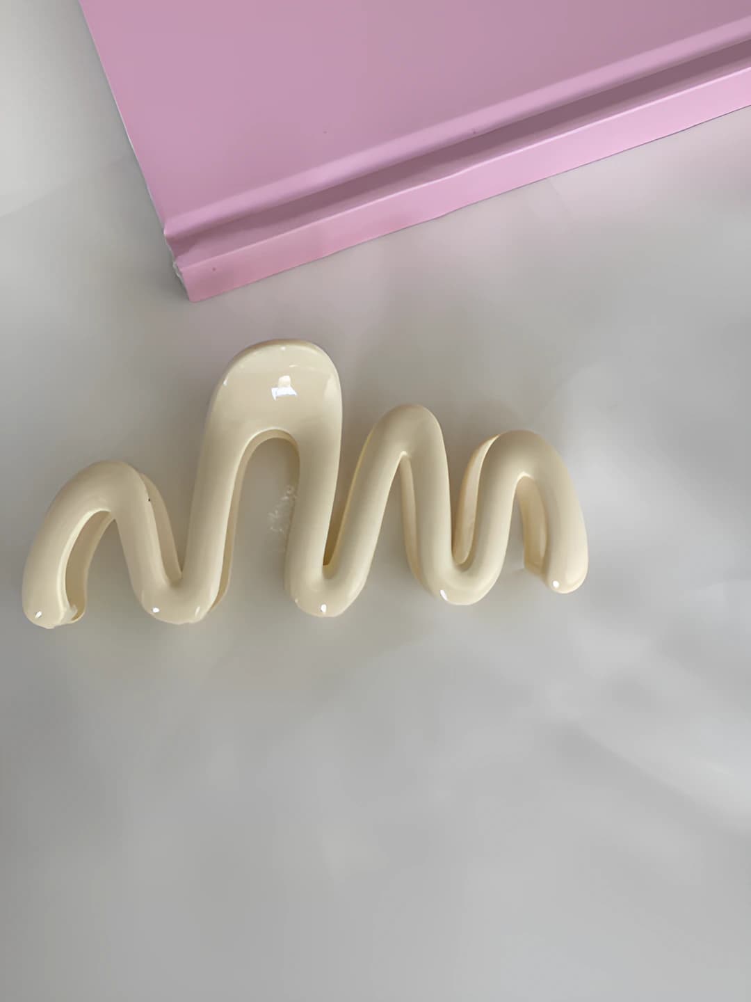 Молочный-M зажим 10.5CM